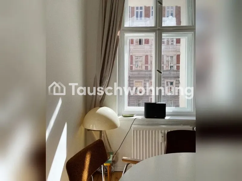 Tauschwohnung: Geräumige, Ruhige 3,5 Zimmer Altbau Wohnung im Bergmannkiez — photo 1